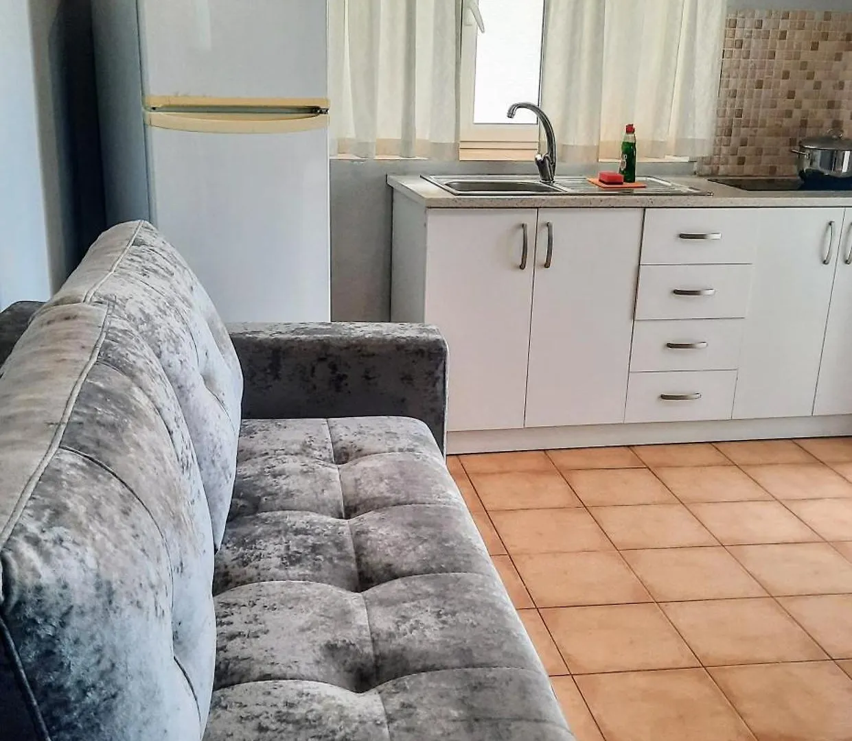 Qeparo Relax Home Apartment