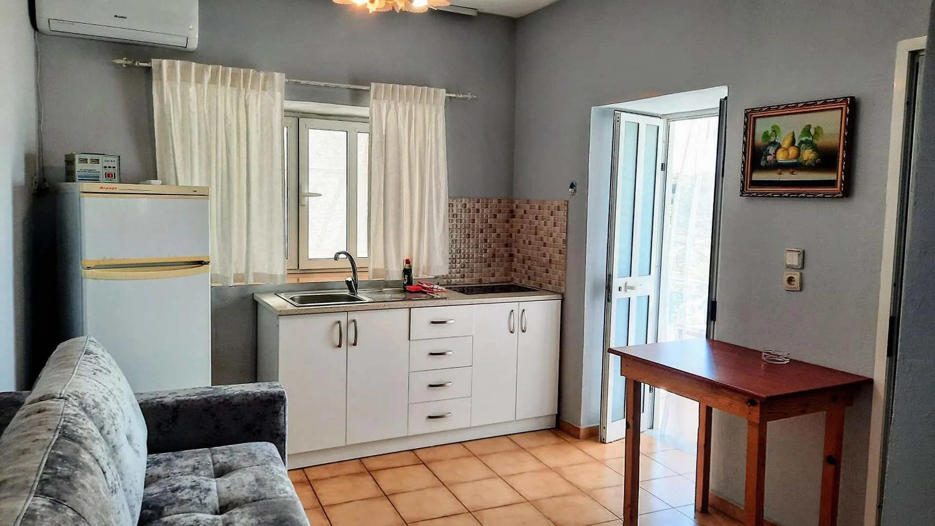 Qeparo Relax Home Apartment