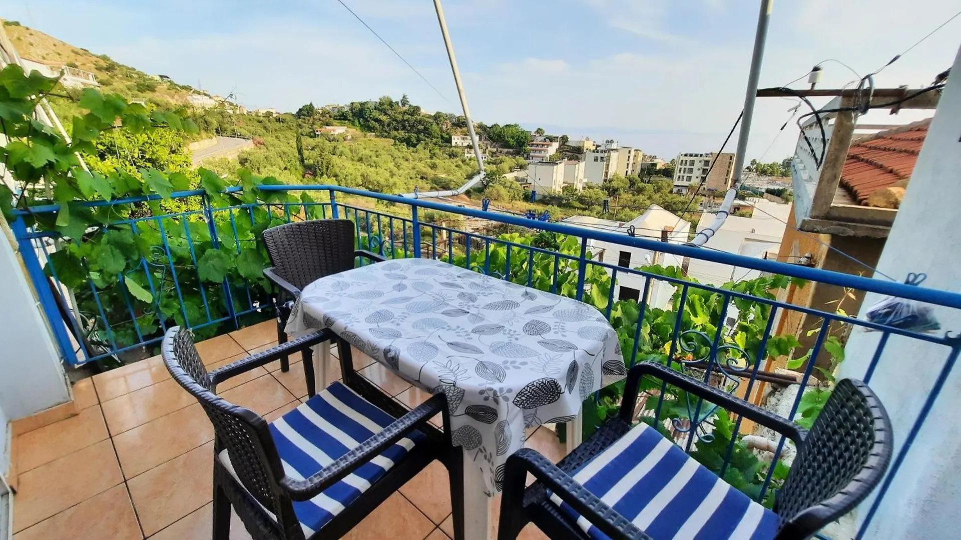 Qeparo Relax Home